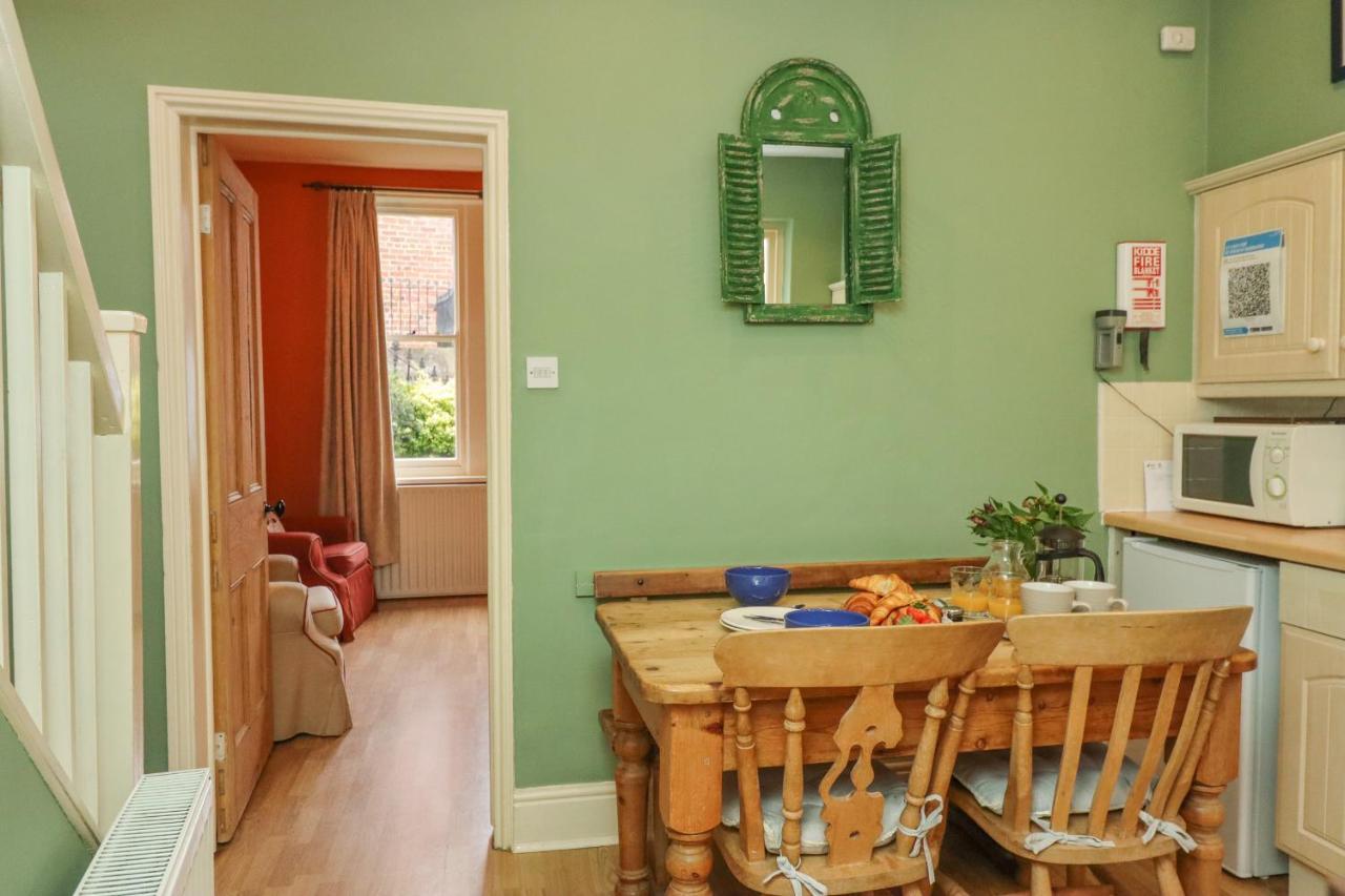 Villa West End House Whitby Exterior foto